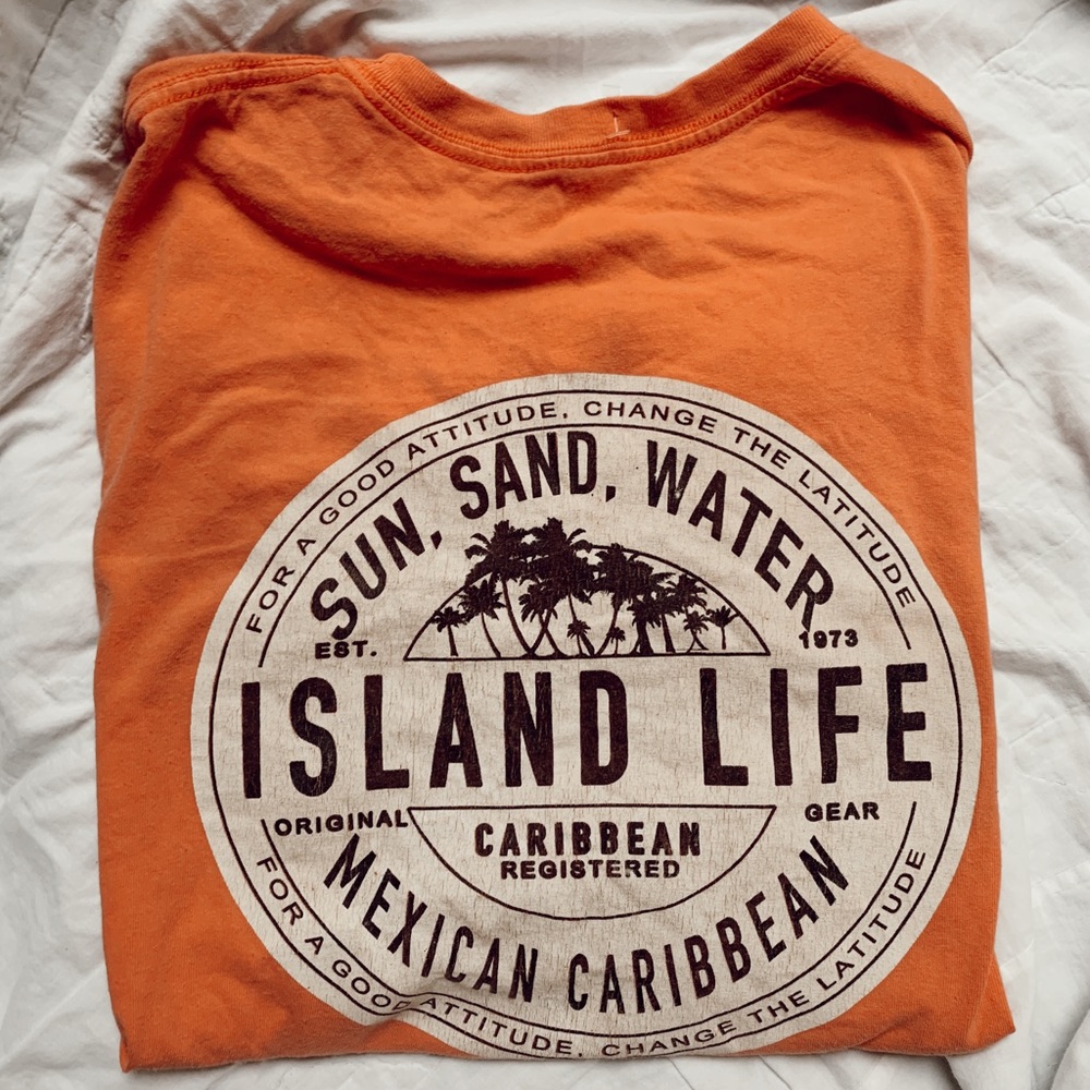 beach tee